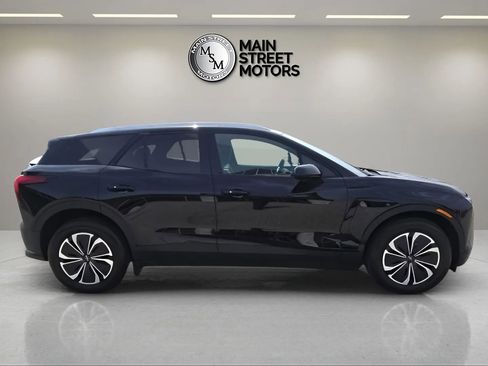 Used 2024 Chevrolet Blazer EV LT AWD/4WD image 6