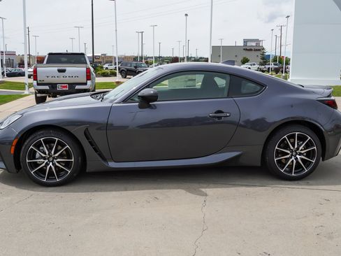 New 2026 Toyota GR86 RWD image 5