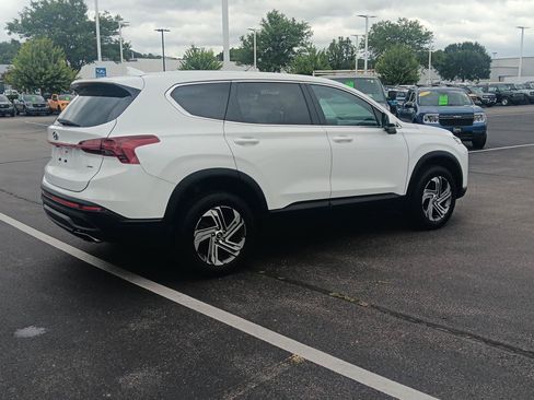 Used 2023 Hyundai Santa Fe SE AWD/4WD image 4