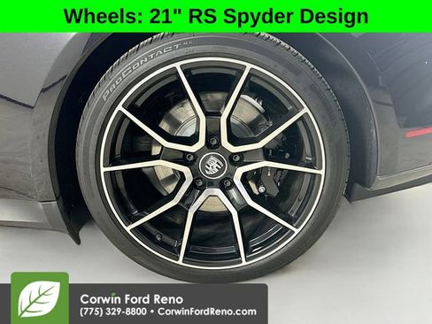 Used 2024 Porsche Taycan 4S image 31