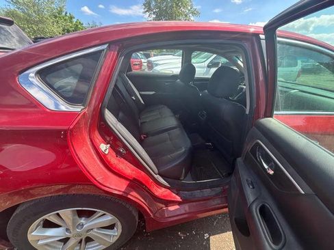 Used 2015 Nissan Altima 2.5 SL w/ Moonroof Package FWD image 26