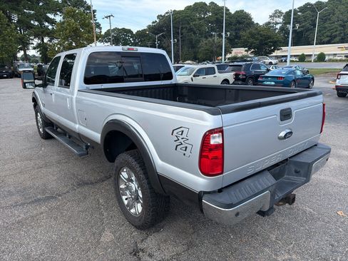Used 2016 Ford F250 Lariat w/ Lariat Ultimate Package AWD/4WD image 7