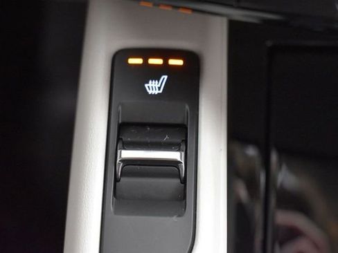 Used 2025 Kia Telluride S FWD image 21