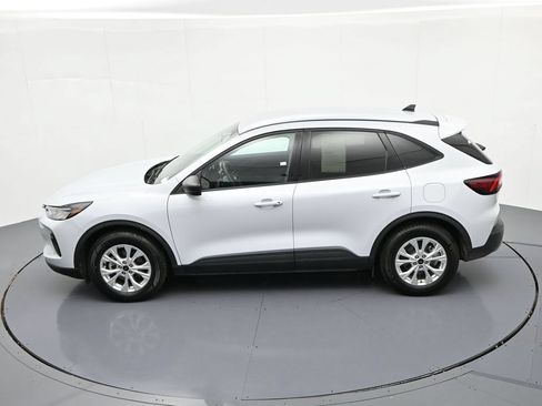 Certified 2025 Ford Escape Active FWD image 18