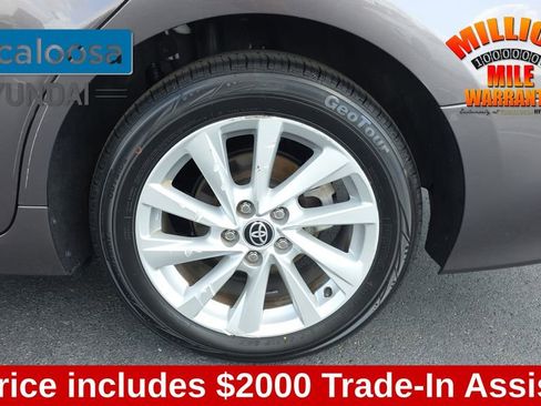 Used 2024 Toyota Camry LE image 11