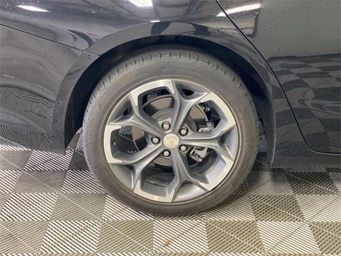 Used 2024 Chevrolet Malibu LT image 18