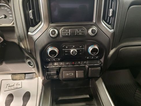 Used 2020 GMC Sierra 1500 AT4 image 13