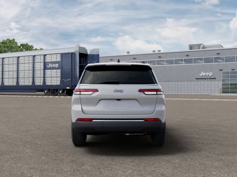 New 2026 Jeep Grand Cherokee L Limited image 7