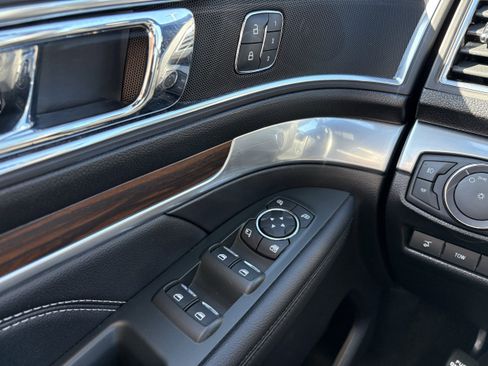 Used 2018 Ford Explorer Limited w/ Equipment Group 301A image 19