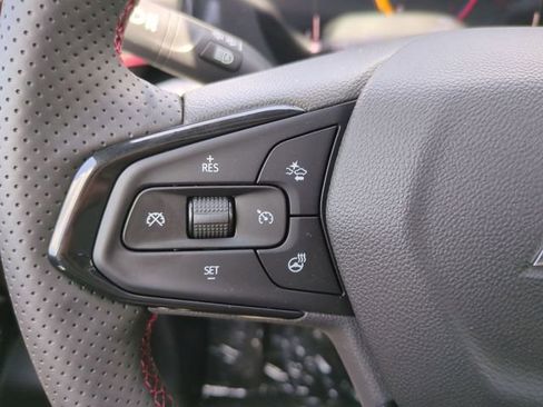 New 2026 Chevrolet Trax RS w/ Sunroof Package FWD image 25