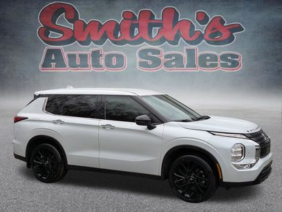 Used 2024 Mitsubishi Outlander SE