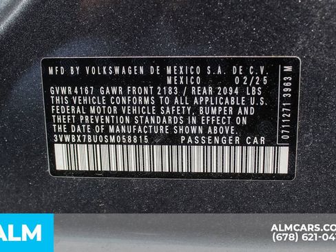 Used 2025 Volkswagen Jetta Sport FWD image 36