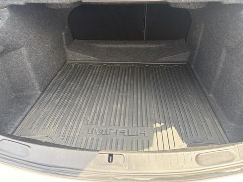 Used 2018 Chevrolet Impala LT FWD image 36