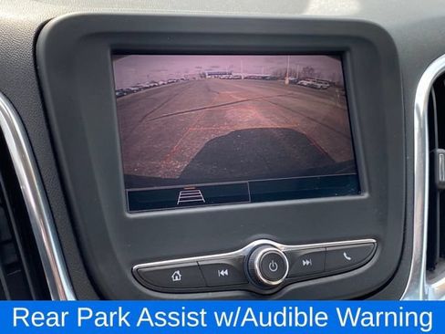 Used 2023 Chevrolet Equinox LS w/ LS Convenience Package AWD/4WD image 10