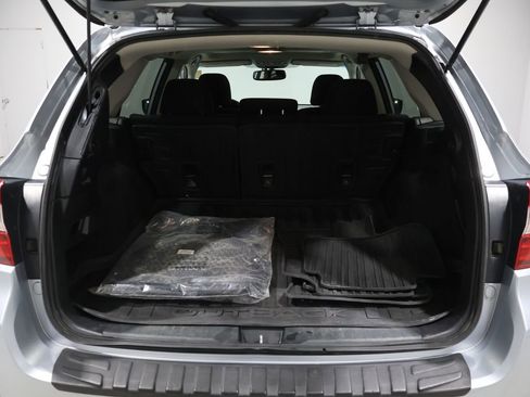 Used 2017 Subaru Outback 2.5i Premium image 20