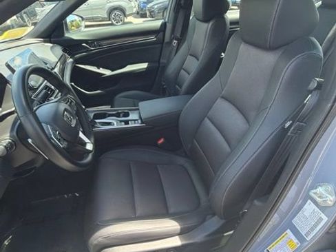 Used 2022 Honda Accord Sport image 15