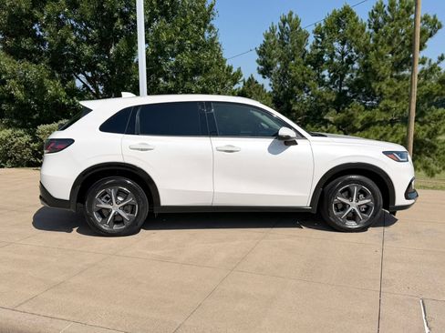 Used 2025 Honda HR-V EX-L image 7