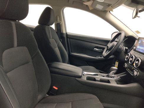 Used 2025 Nissan Sentra SV FWD image 21