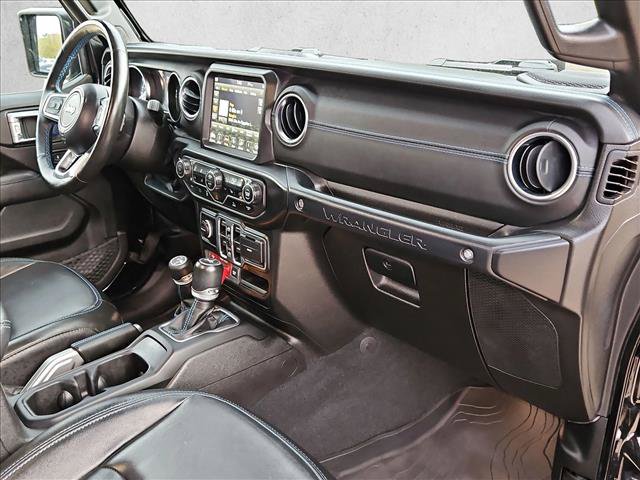 Used 2022 Jeep Wrangler Unlimited Rubicon 4xe w/ Cold Weather Group AWD/4WD image 22