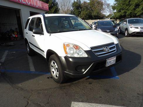 Used 2006 Honda CR-V LX image 2