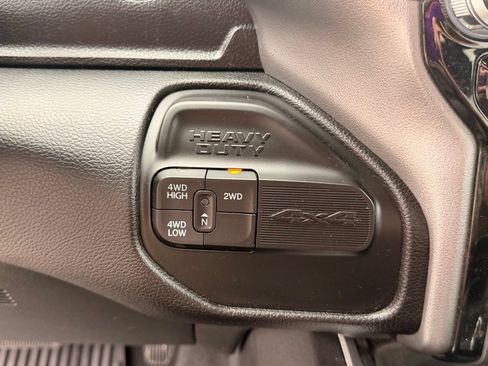 Used 2024 RAM 3500 Big Horn w/ Night Edition AWD/4WD image 29