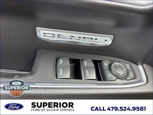 Used 2022 GMC Sierra 1500 Denali w/ Denali Reserve Package image 25