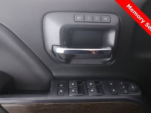 Used 2018 GMC Sierra 2500 Denali w/ Duramax Plus Package AWD/4WD image 20