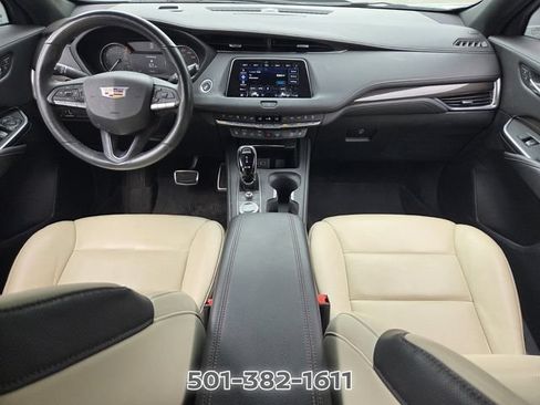 Used 2022 Cadillac XT4 Sport FWD image 12