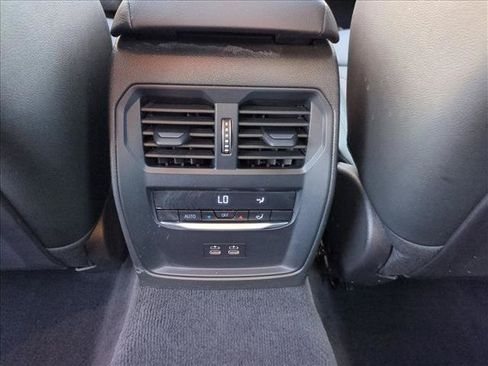 Used 2025 BMW 330i Sedan RWD image 18