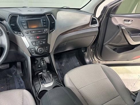Used 2018 Hyundai Santa Fe Sport FWD image 20