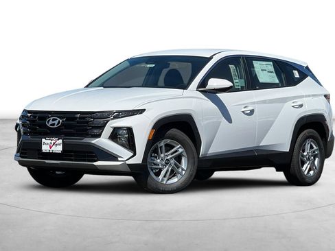 New 2026 Hyundai Tucson SE FWD image 2