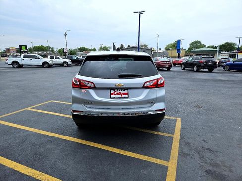 Used 2021 Chevrolet Equinox LT image 4