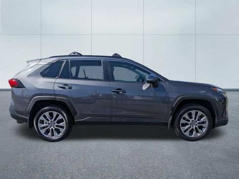 Used 2023 Toyota RAV4 XLE Premium FWD image 7