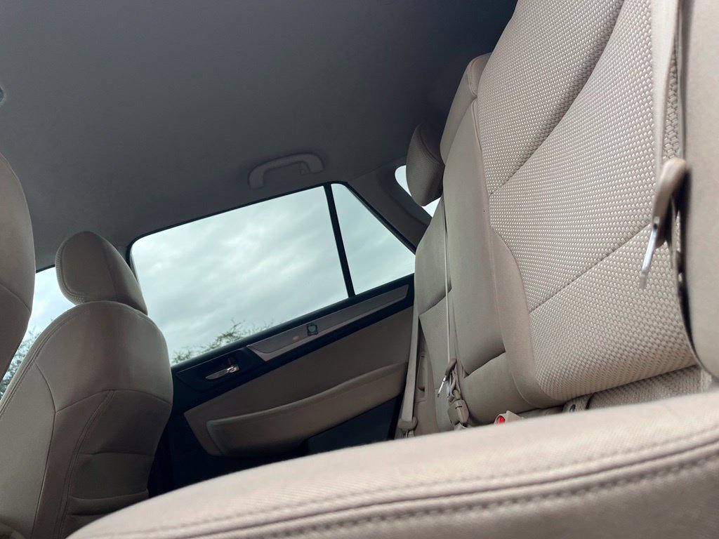 Used 2018 Subaru Outback 2.5i Premium AWD/4WD image 10