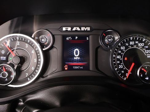 Used 2025 RAM 1500 Tradesman w/ Night Edition RWD image 4