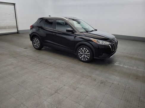 Used 2021 Nissan Kicks SV FWD image 11