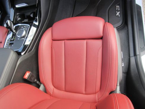 Used 2024 BMW X3 xDrive30i w/ Convenience Package image 27