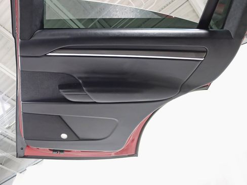 Used 2023 Tesla Model X Plaid image 36