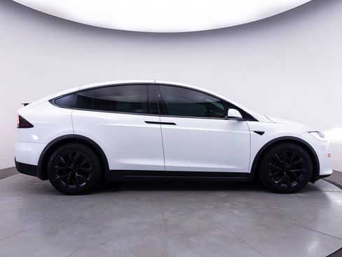 Used 2022 Tesla Model X AWD/4WD image 41