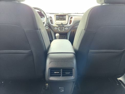 Used 2020 Chevrolet Equinox LT w/ Driver Convenience Package FWD image 13