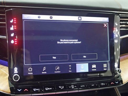 Used 2024 Jeep Grand Wagoneer Series III image 23