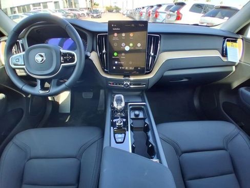 New 2026 Volvo XC60 B5 Core AWD/4WD image 10