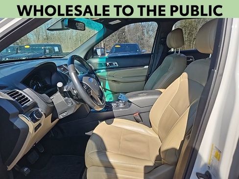 Used 2016 Ford Explorer Limited w/ Equipment Group 301A image 16