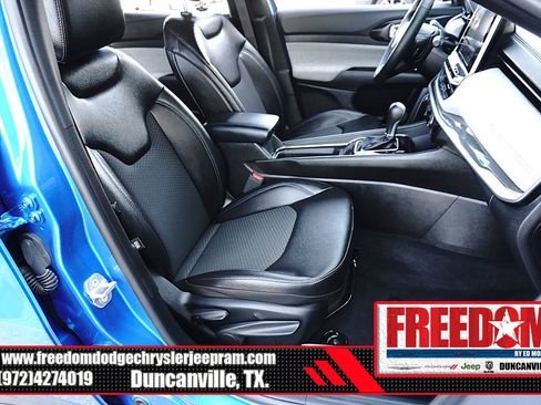 Used 2025 Jeep Compass Latitude AWD/4WD image 15