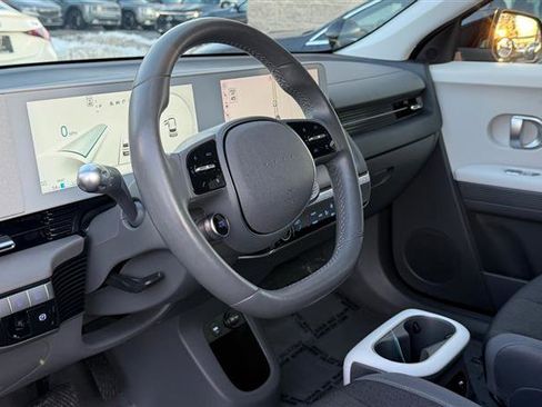 Used 2024 Hyundai Ioniq 5 SEL image 16