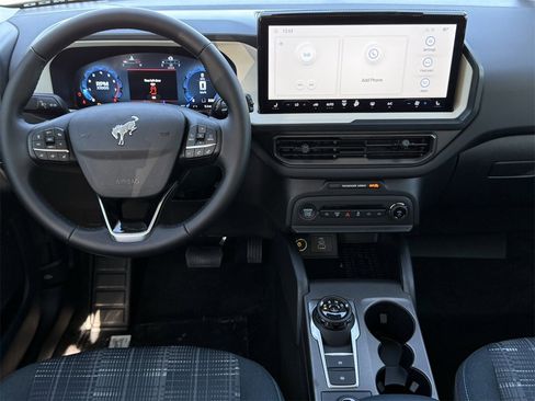 New 2025 Ford Bronco Sport Heritage w/ Convenience Package image 40