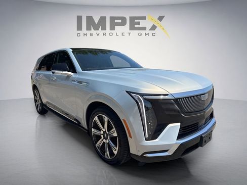 Used 2025 Cadillac Escalade IQ Luxury 1 AWD/4WD image 7