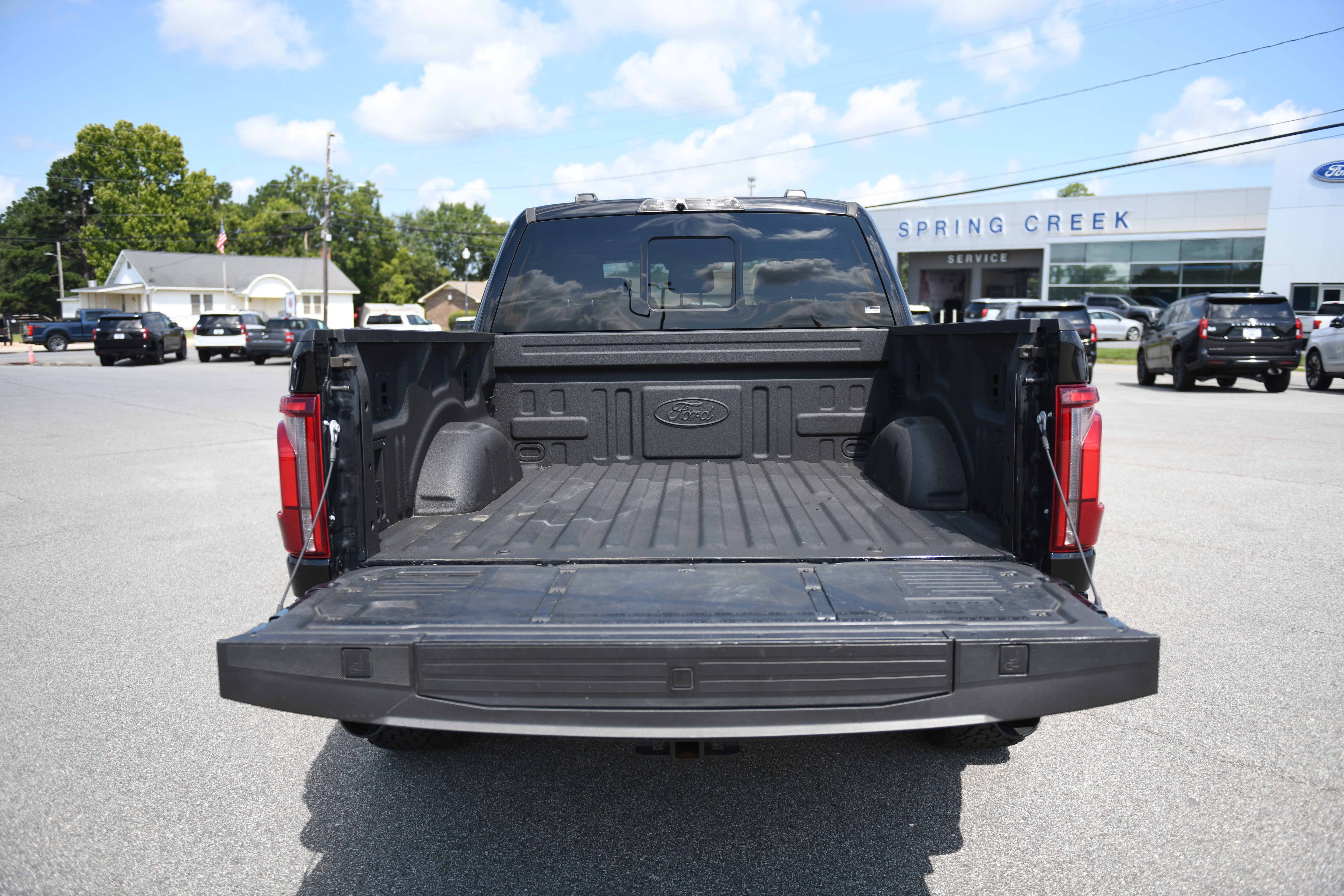 Used 2025 Ford F150 Raptor AWD/4WD image 9