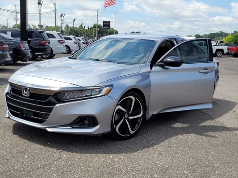 Used 2022 Honda Accord Sport image 27