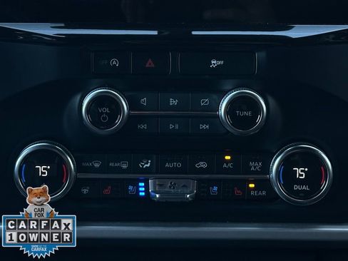 Used 2024 Ford Expedition Max Limited image 16